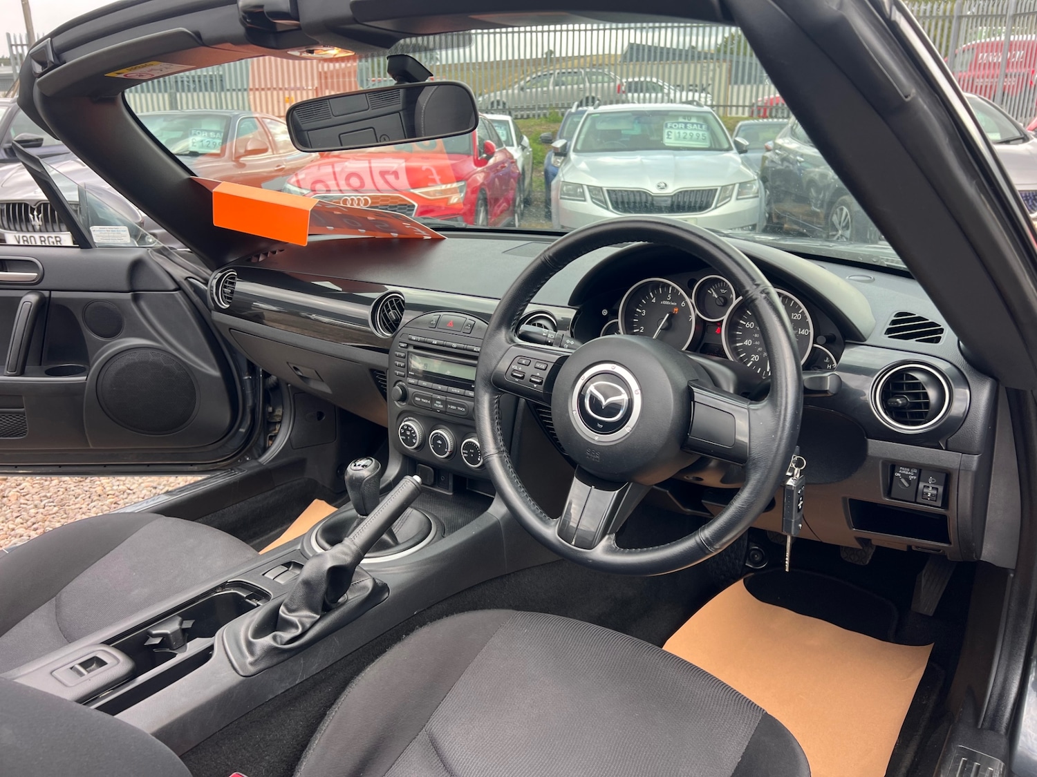 Used Mazda MX-5 2015 for sale - 76636060: Photo 11