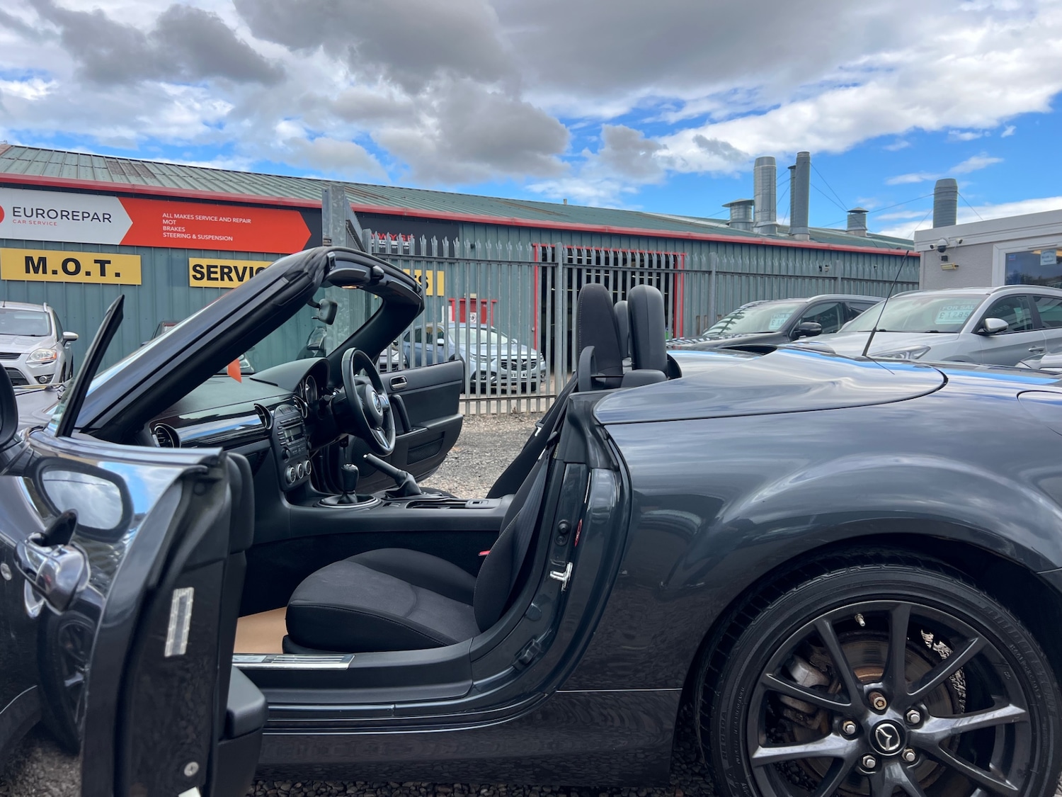 Used Mazda MX-5 2015 for sale - 76636060: Photo 15