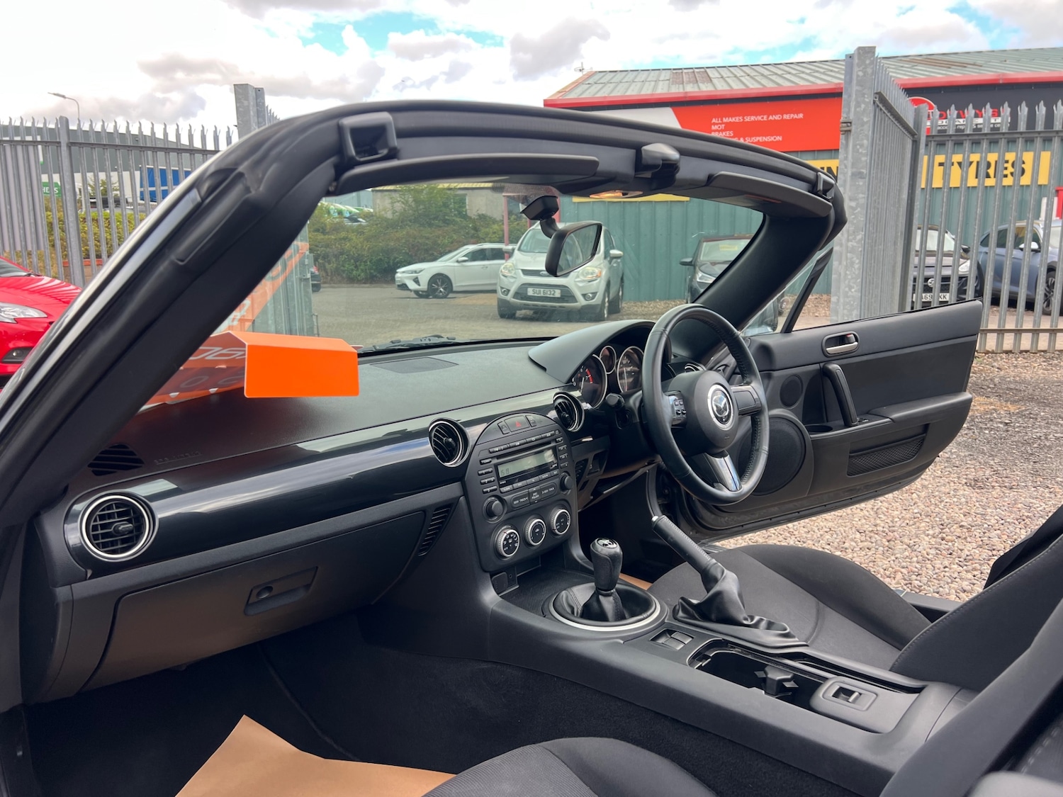 Used Mazda MX-5 2015 for sale - 76636060: Photo 16