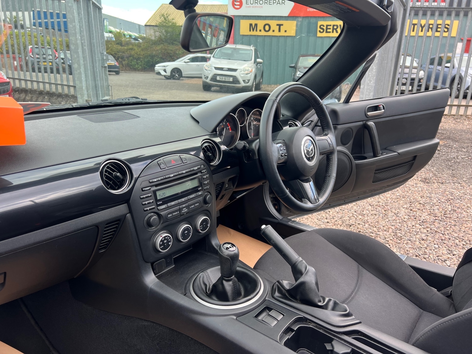 Used Mazda MX-5 2015 for sale - 76636060: Photo 17