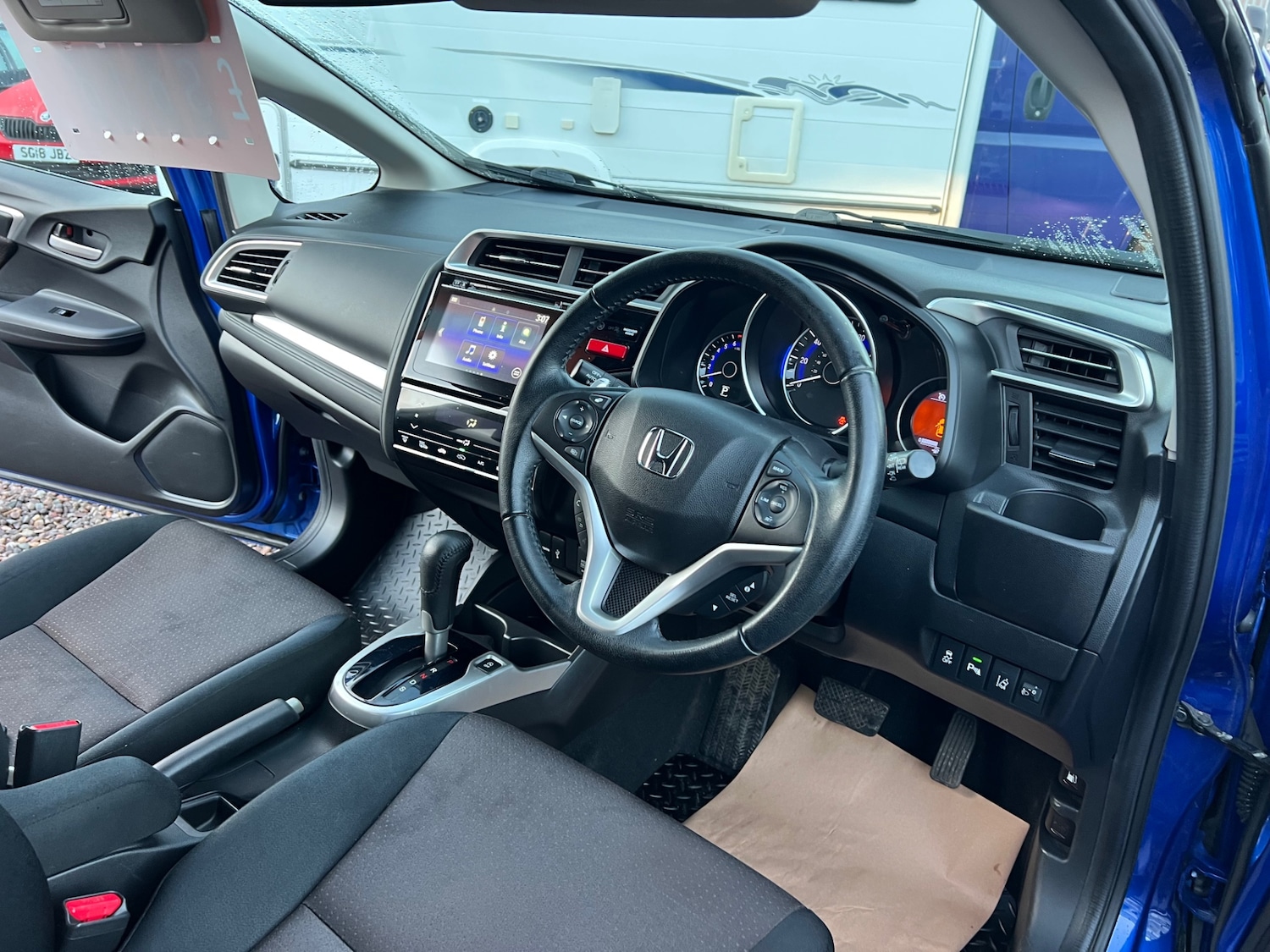 Used Honda Jazz 2015 for sale - 76961199: Photo 10