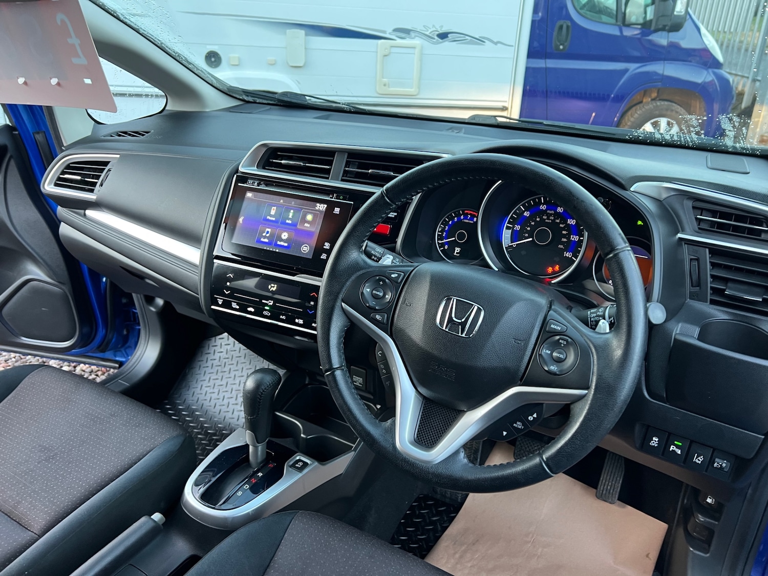 Used Honda Jazz 2015 for sale - 76961199: Photo 11