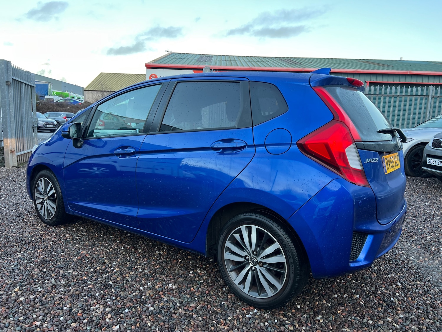Used Honda Jazz 2015 for sale - 76961199: Photo 4