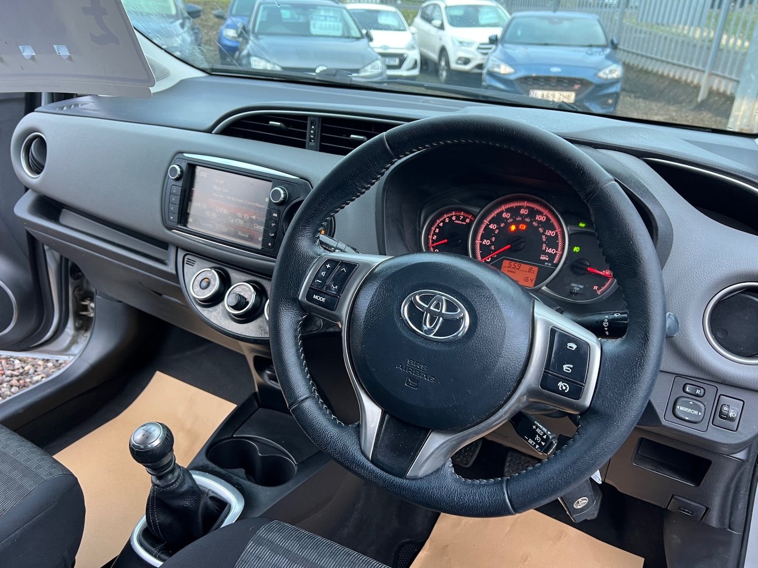 Used Toyota Yaris 2016 for sale - 77501540: Photo 11