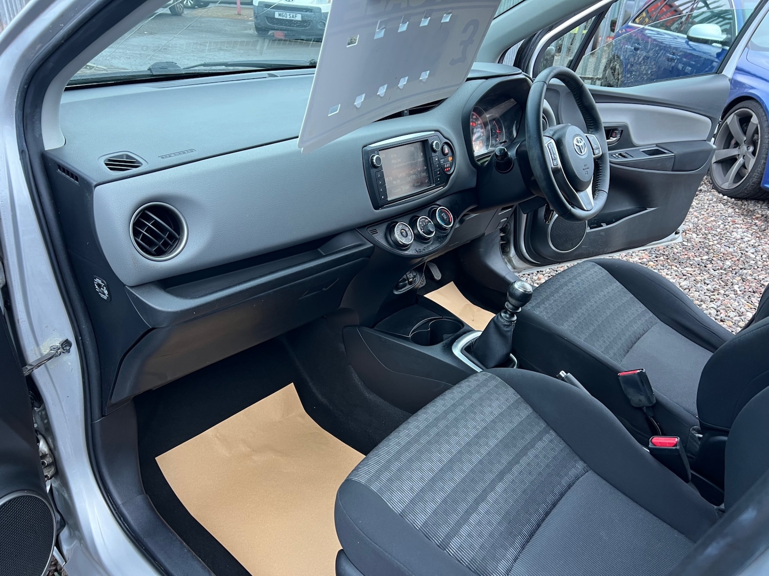 Used Toyota Yaris 2016 for sale - 77501540: Photo 15