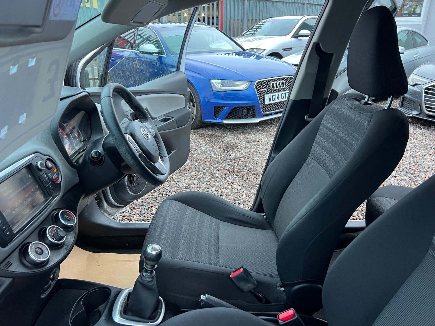 Used Toyota Yaris 2016 for sale - 77501540: Photo 17