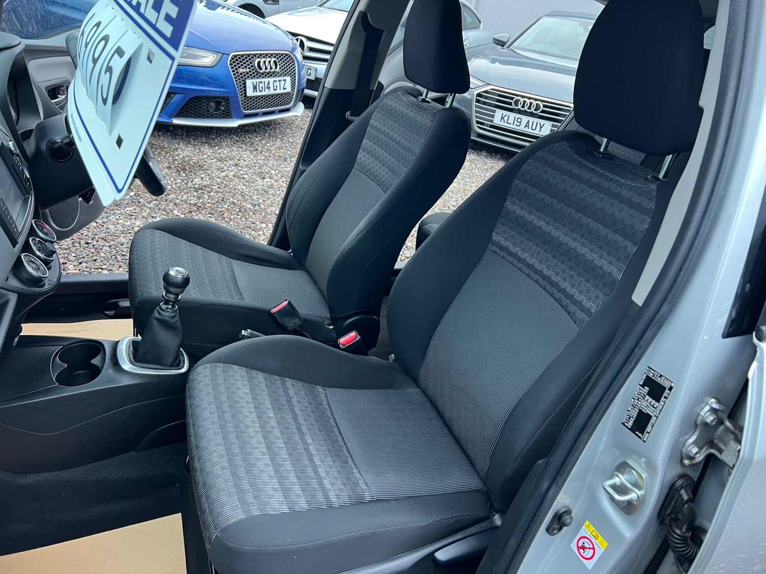 Used Toyota Yaris 2016 for sale - 77501540: Photo 18