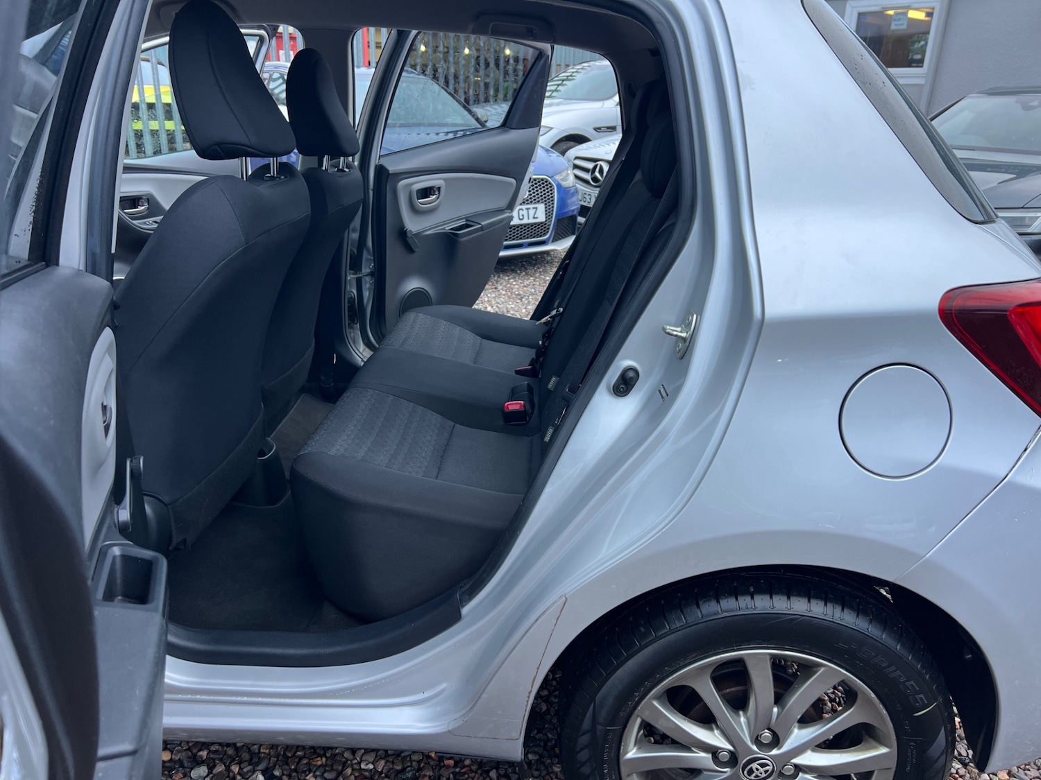 Used Toyota Yaris 2016 for sale - 77501540: Photo 20