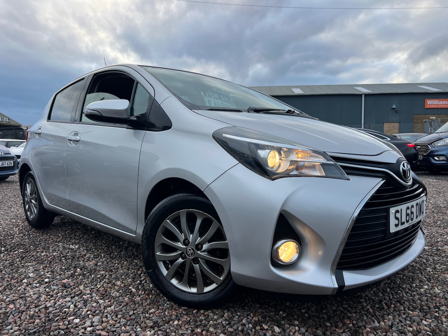 Used Toyota Yaris 2016 for sale - 77501540: Photo 3