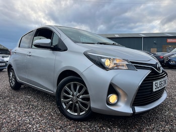Used Toyota Yaris 2016 for sale - 77501540: Photo