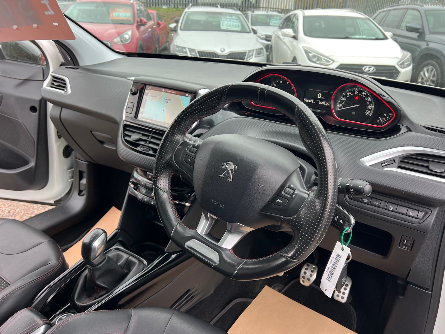 Used Peugeot 2008 2016 for sale - 76309712: Photo 11