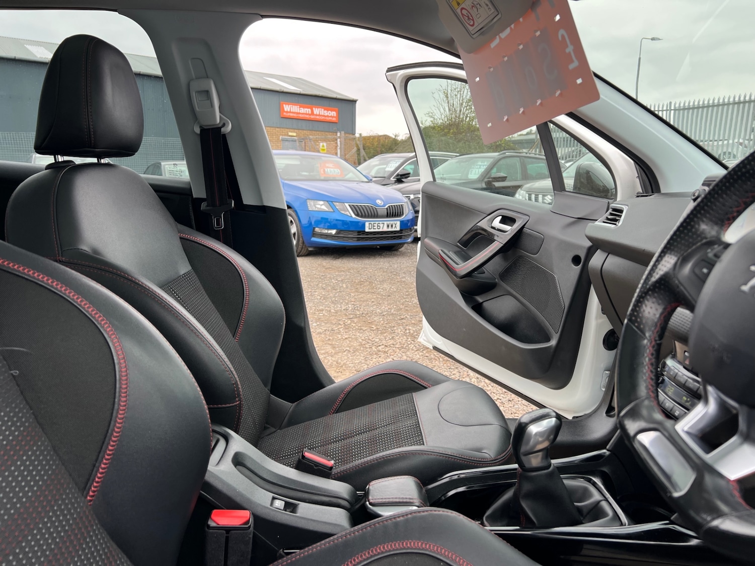 Used Peugeot 2008 2016 for sale - 76309712: Photo 13