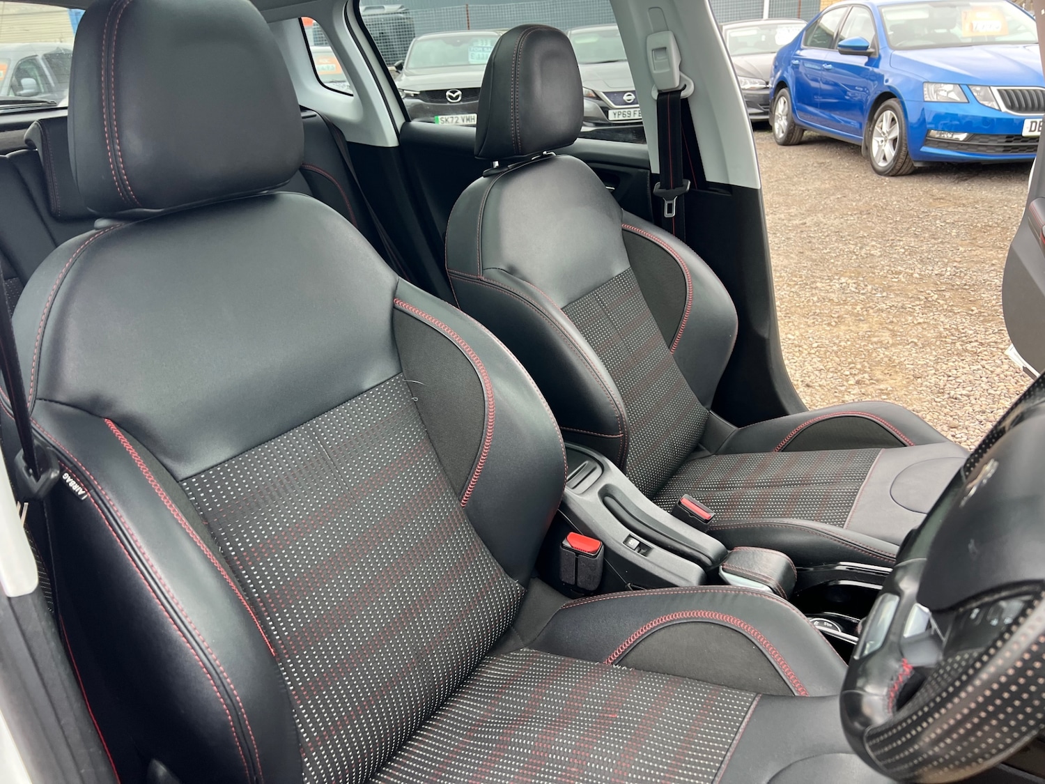 Used Peugeot 2008 2016 for sale - 76309712: Photo 14