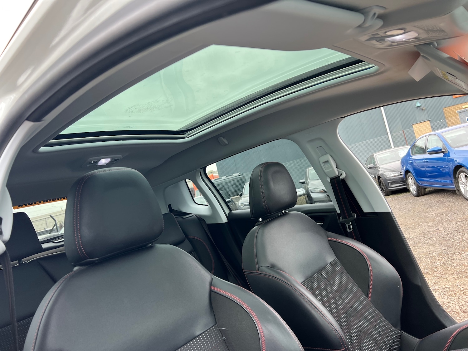 Used Peugeot 2008 2016 for sale - 76309712: Photo 15