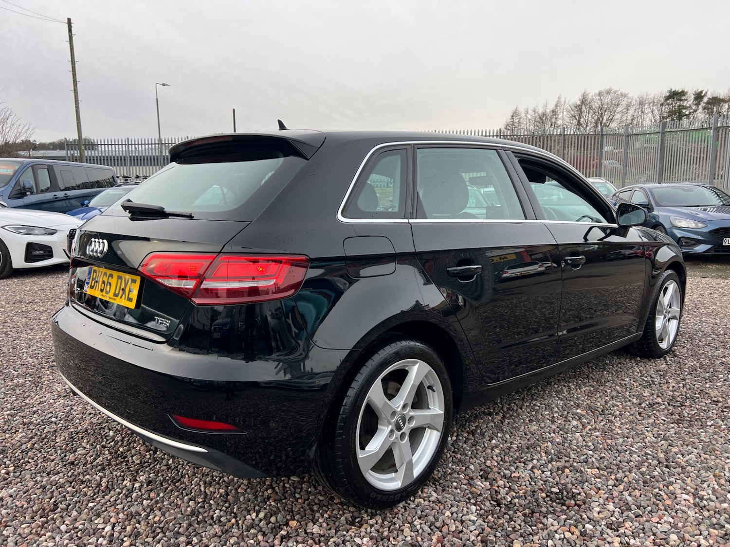 Used Audi A3 2016 for sale - 77560756: Photo 2