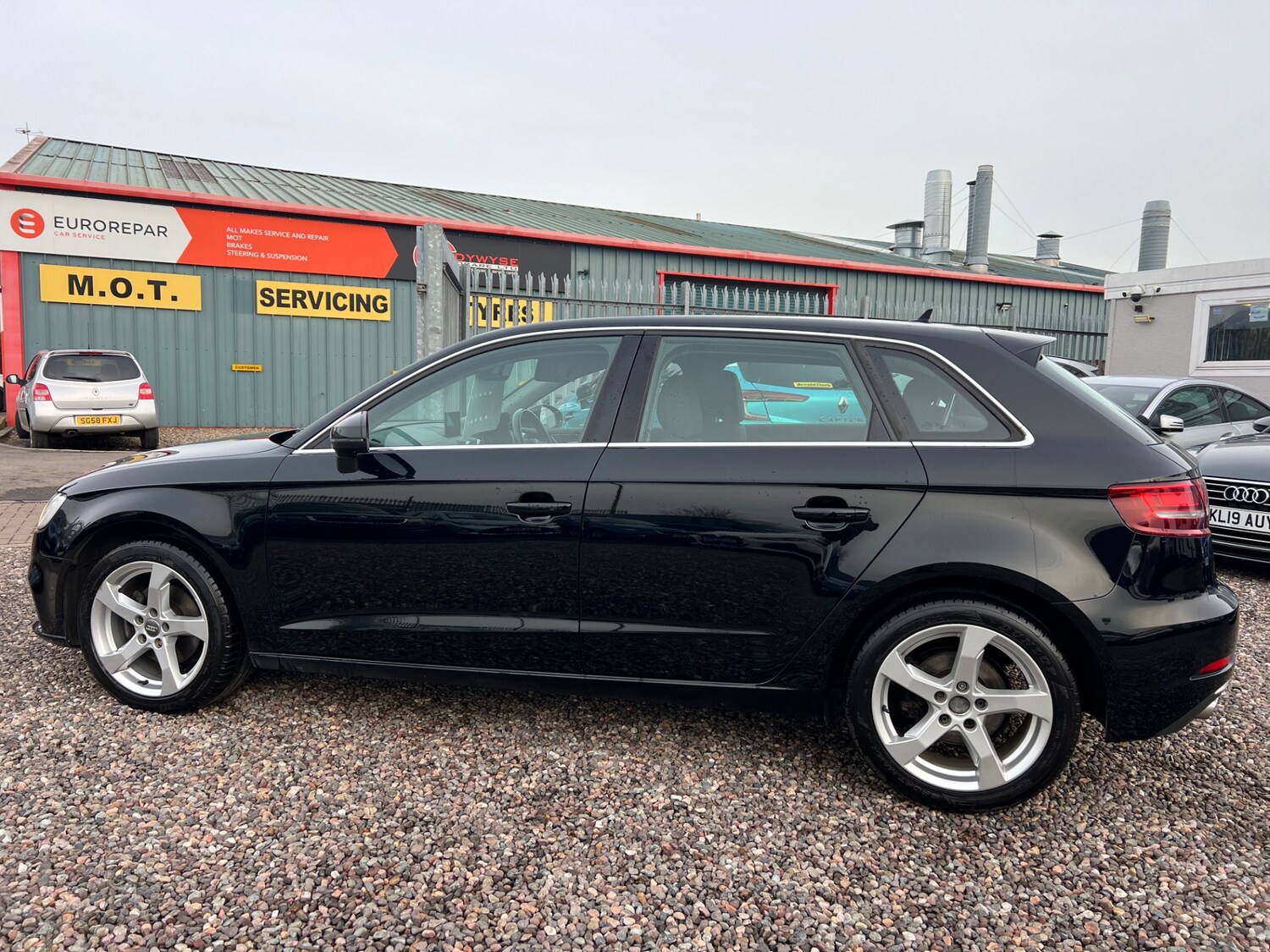 Used Audi A3 2016 for sale - 77560756: Photo 6