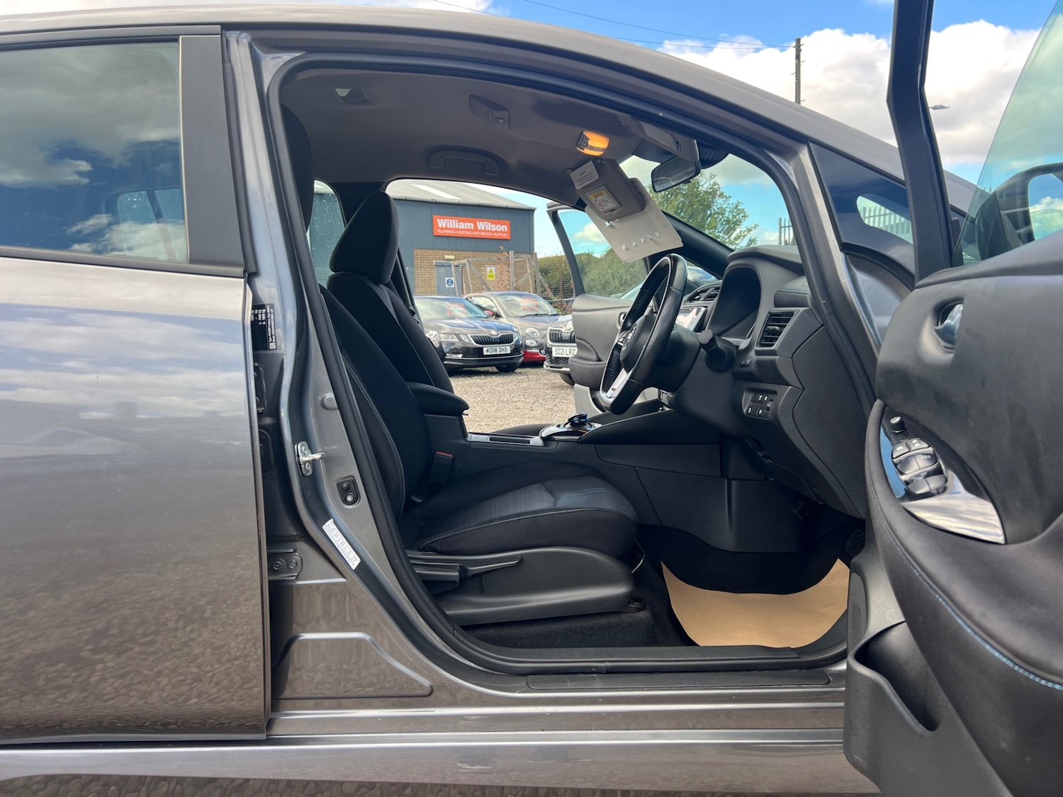 Used Nissan Leaf 2019 for sale - 75704278: Photo 9