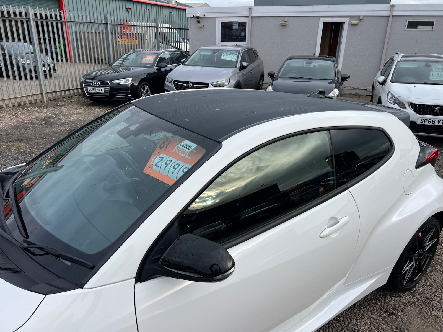 Used Toyota Yaris 2022 for sale - 76211052: Photo 10