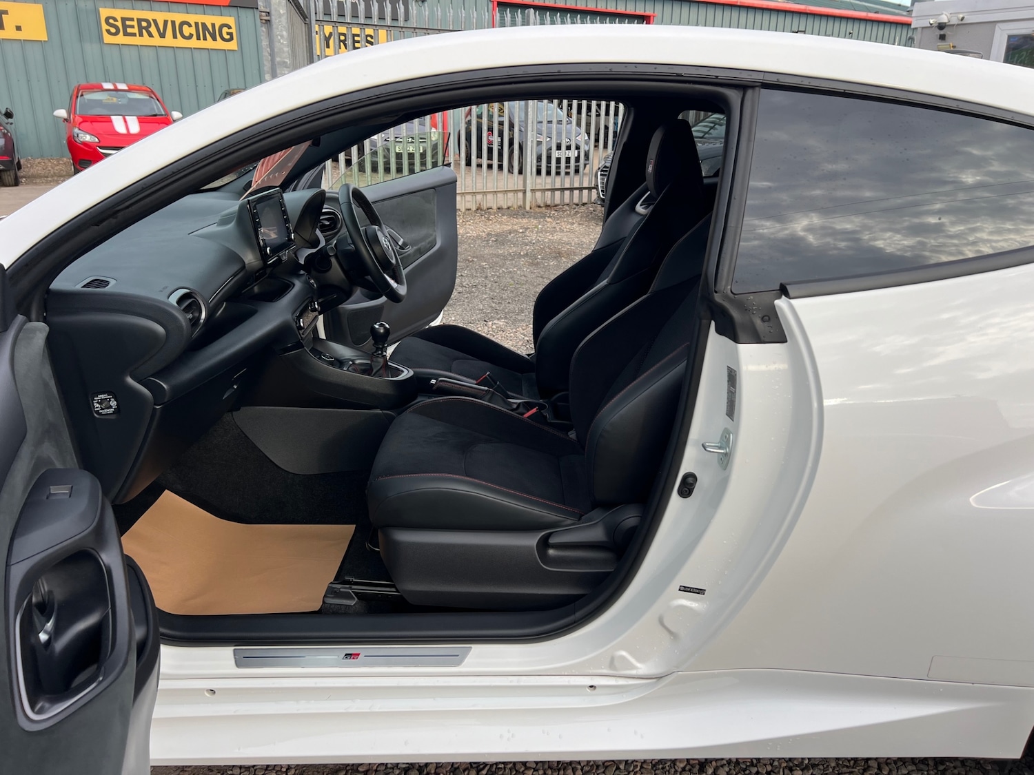 Used Toyota Yaris 2022 for sale - 76211052: Photo 17