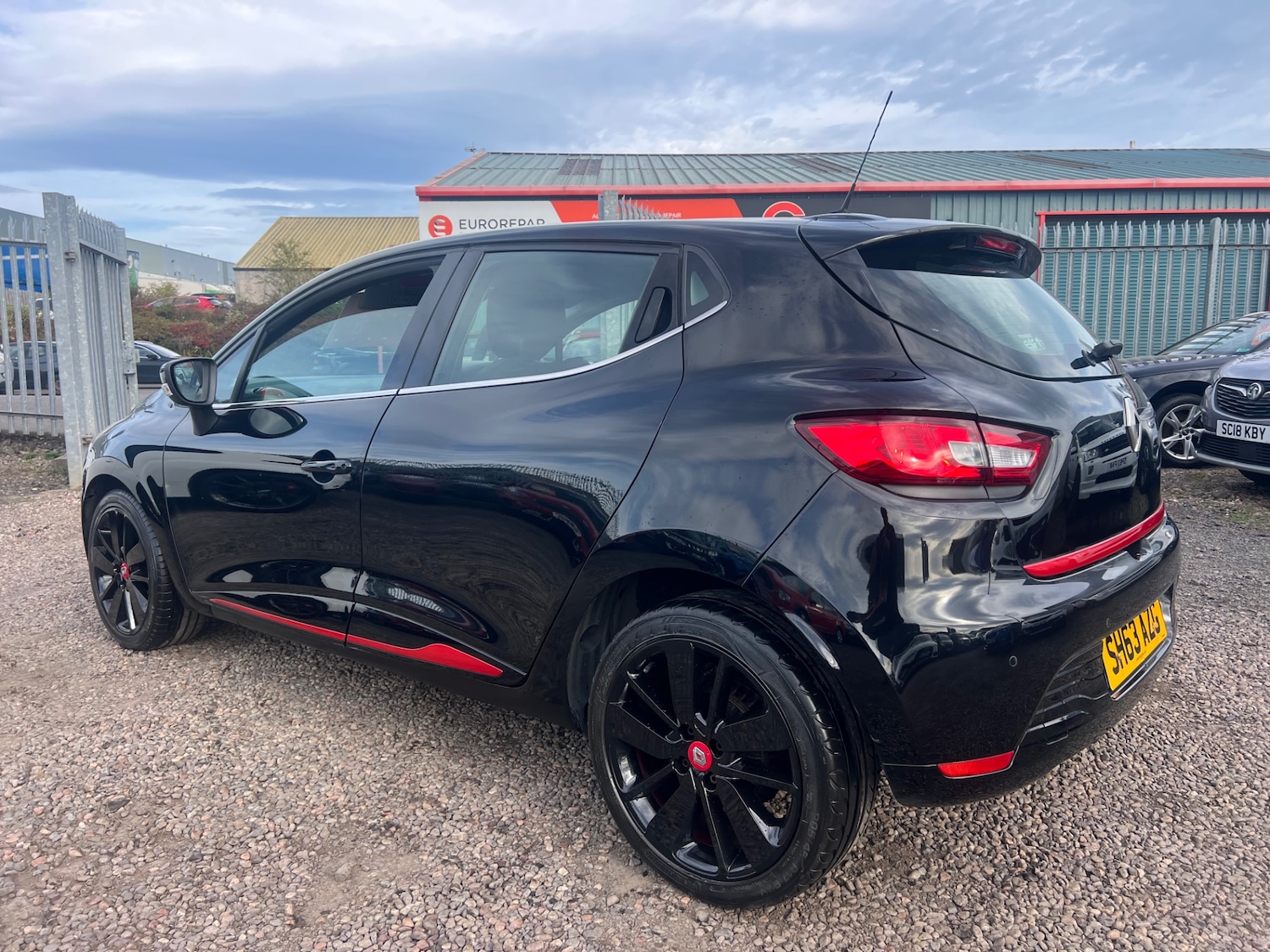 Used Renault Clio 2013 for sale - 76229135: Photo 4