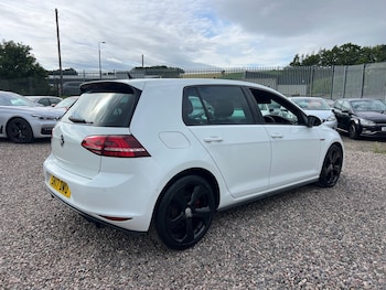 Used Volkswagen Golf 2017 for sale - 79130842: Photo