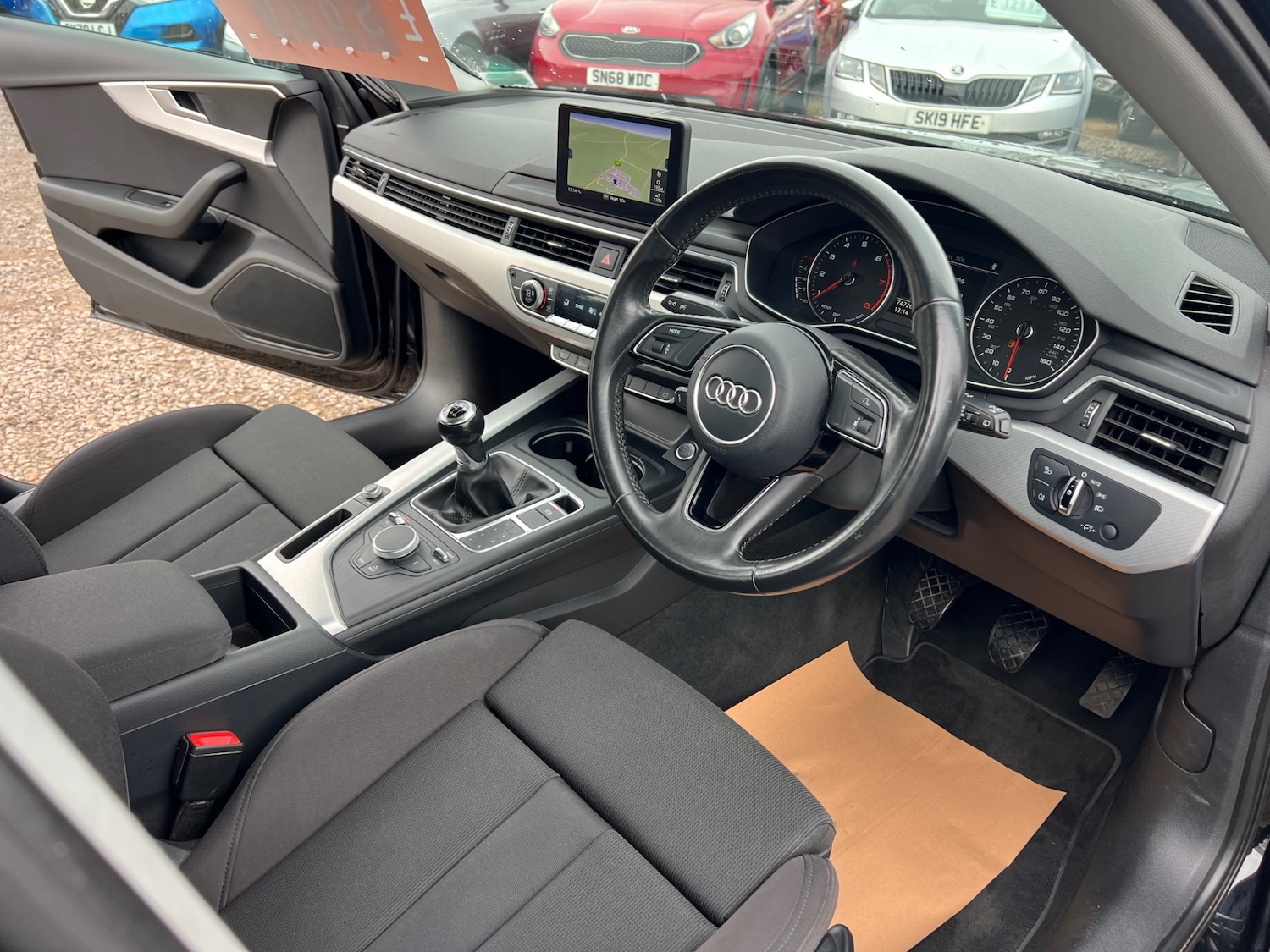 Used Audi A4 2016 for sale - 76096100: Photo 10