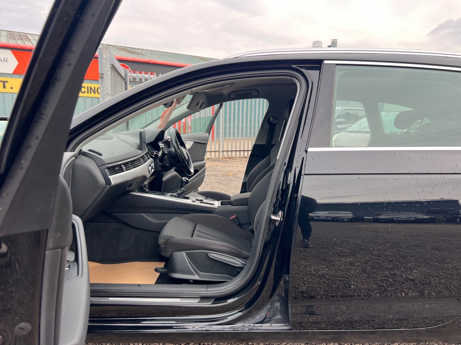 Used Audi A4 2016 for sale - 76096100: Photo 14