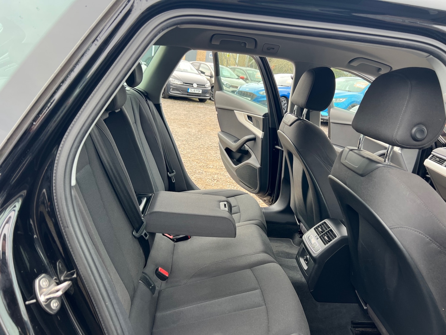 Used Audi A4 2016 for sale - 76096100: Photo 22