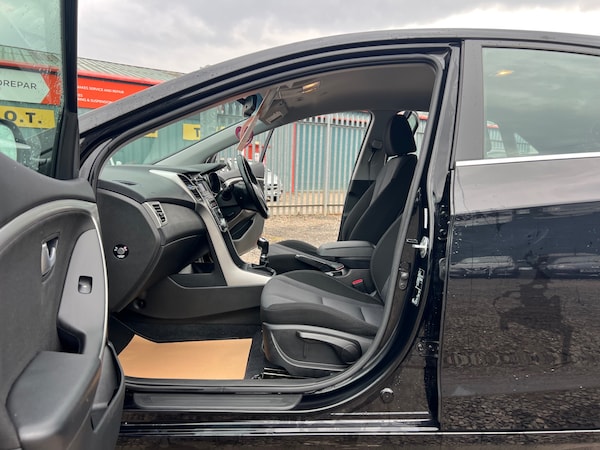 Used Hyundai i30 2016 for sale - 76096097: Photo 12