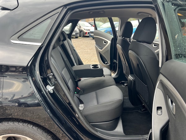 Used Hyundai i30 2016 for sale - 76096097: Photo 20
