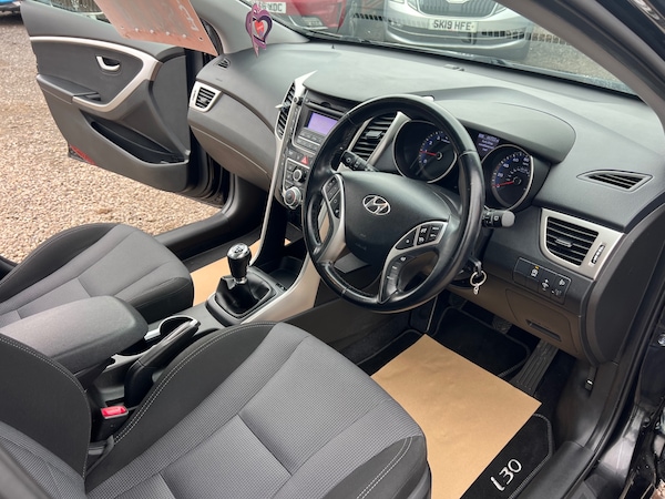 Used Hyundai i30 2016 for sale - 76096097: Photo 9