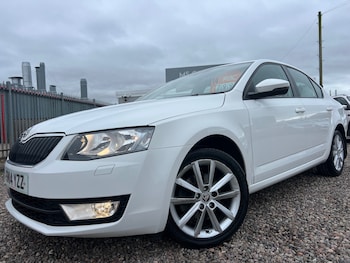 Used Skoda Octavia 2014 for sale - 77704589: Photo