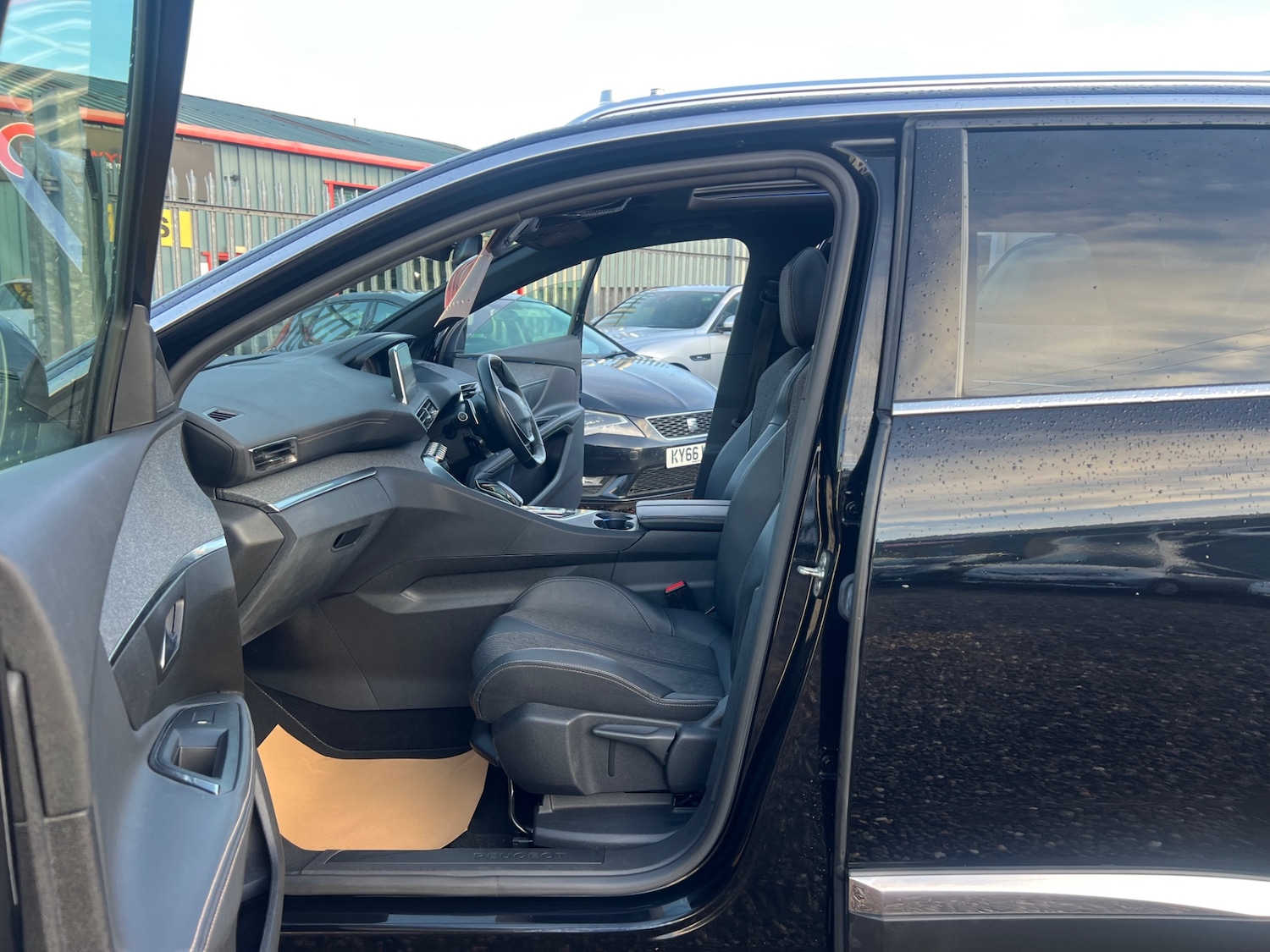 Used Peugeot 5008 2020 for sale - 77228349: Photo 13