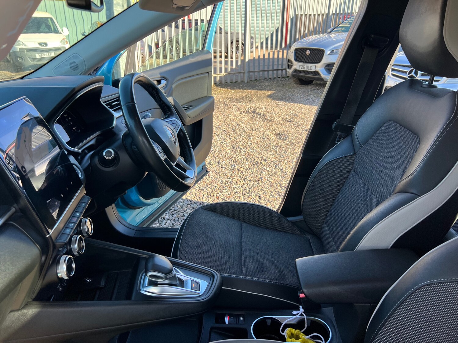 Used Renault Captur 2020 for sale - 77584888: Photo 17