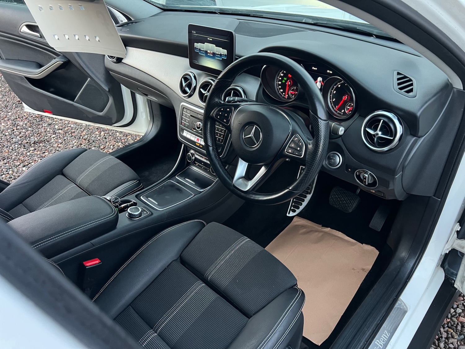 Used Mercedes-Benz GLA 2018 for sale - 76961283: Photo 10