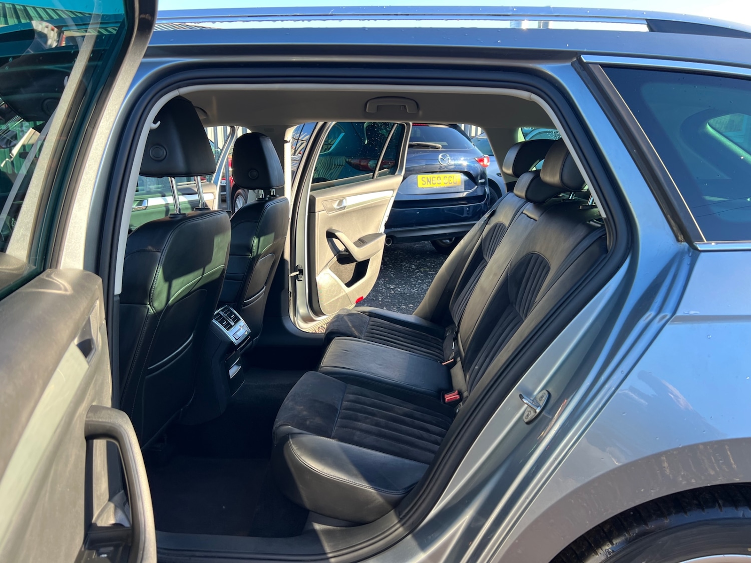 Used Skoda Superb 2016 for sale - 76697258: Photo 20