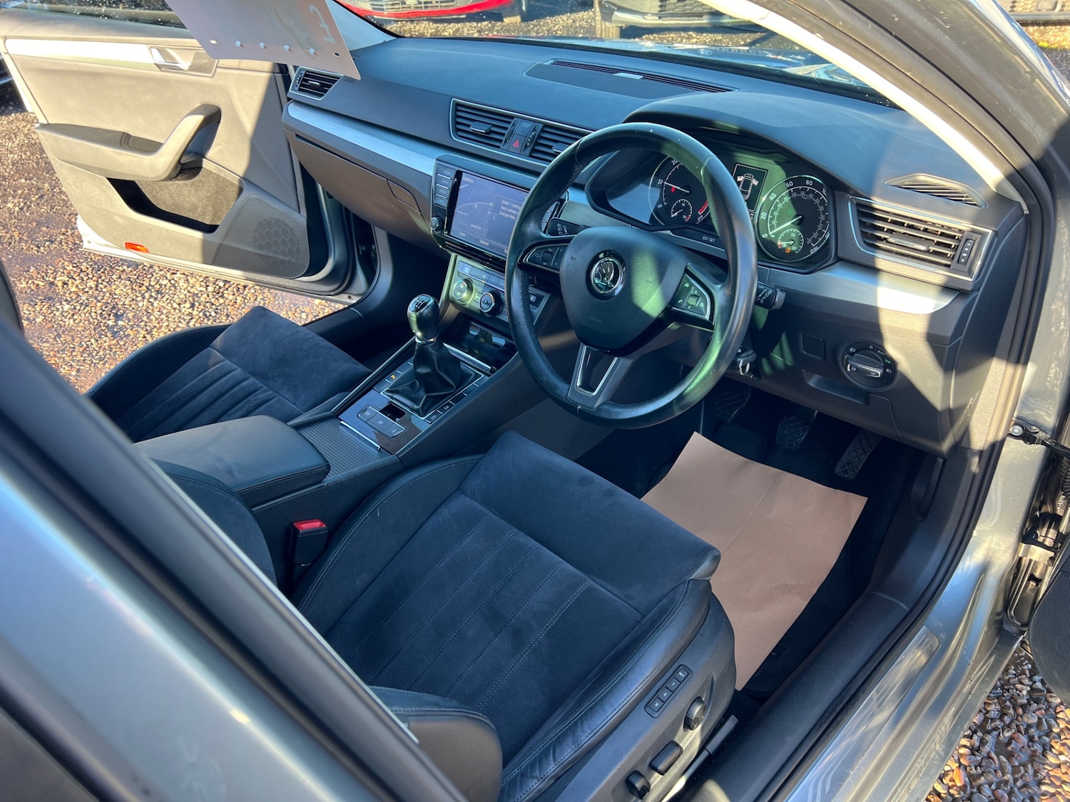 Used Skoda Superb 2016 for sale - 76697258: Photo 9