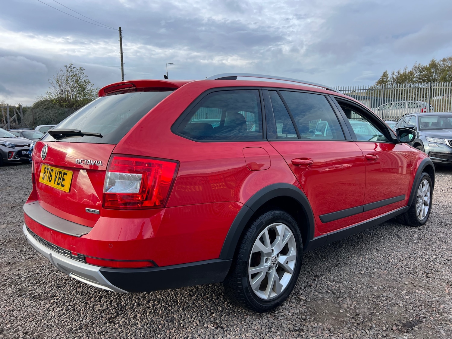 Used Skoda Octavia 2016 for sale - 76212168: Photo 2