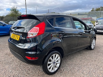 Used Ford Fiesta 2015 for sale - 76034058: Photo
