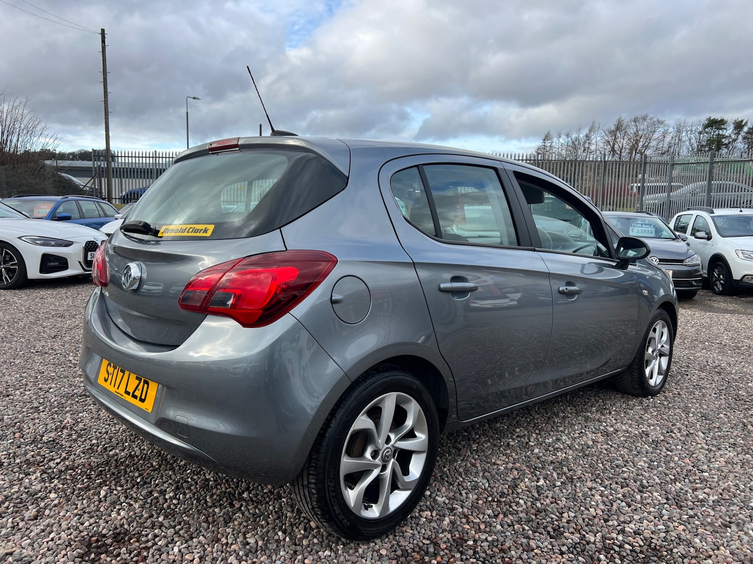 Used Vauxhall Corsa 2017 for sale - 77656486: Photo 2