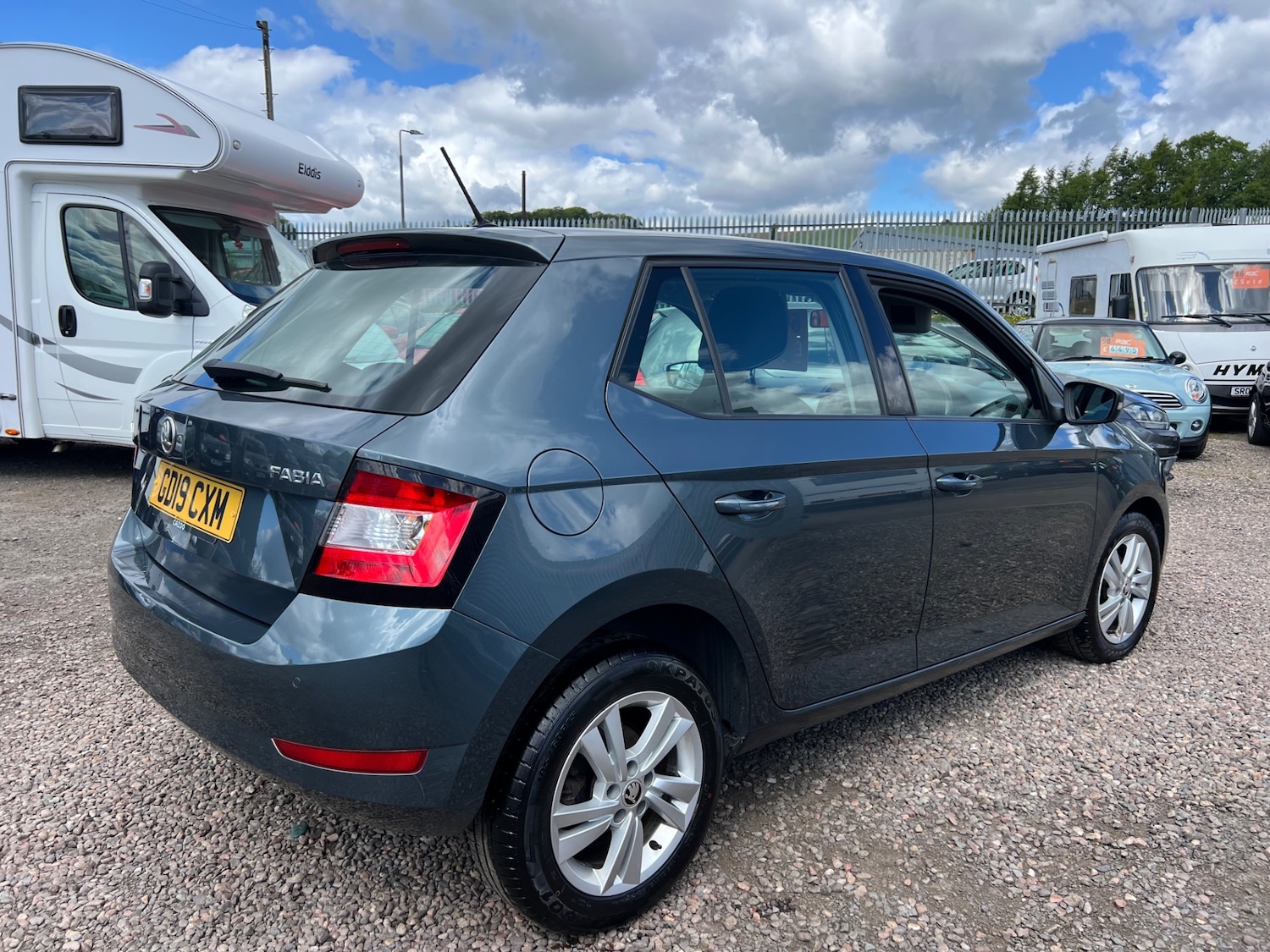 Used Skoda Fabia 2019 for sale - 77176172: Photo 2