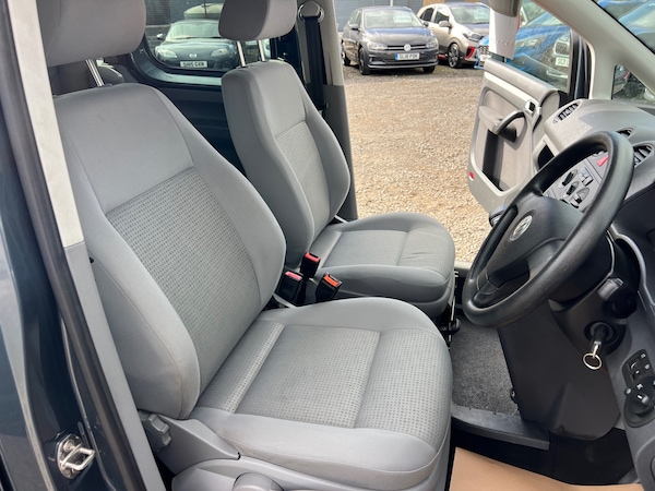Used Volkswagen Caddy Maxi Life 2010 for sale - 76086209: Photo 12