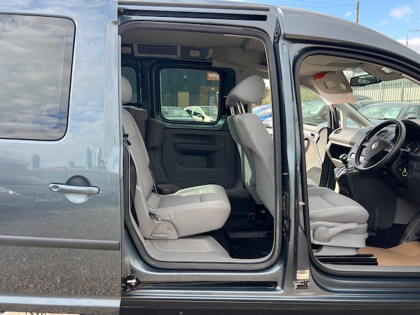 Used Volkswagen Caddy Maxi Life 2010 for sale - 76086209: Photo 20