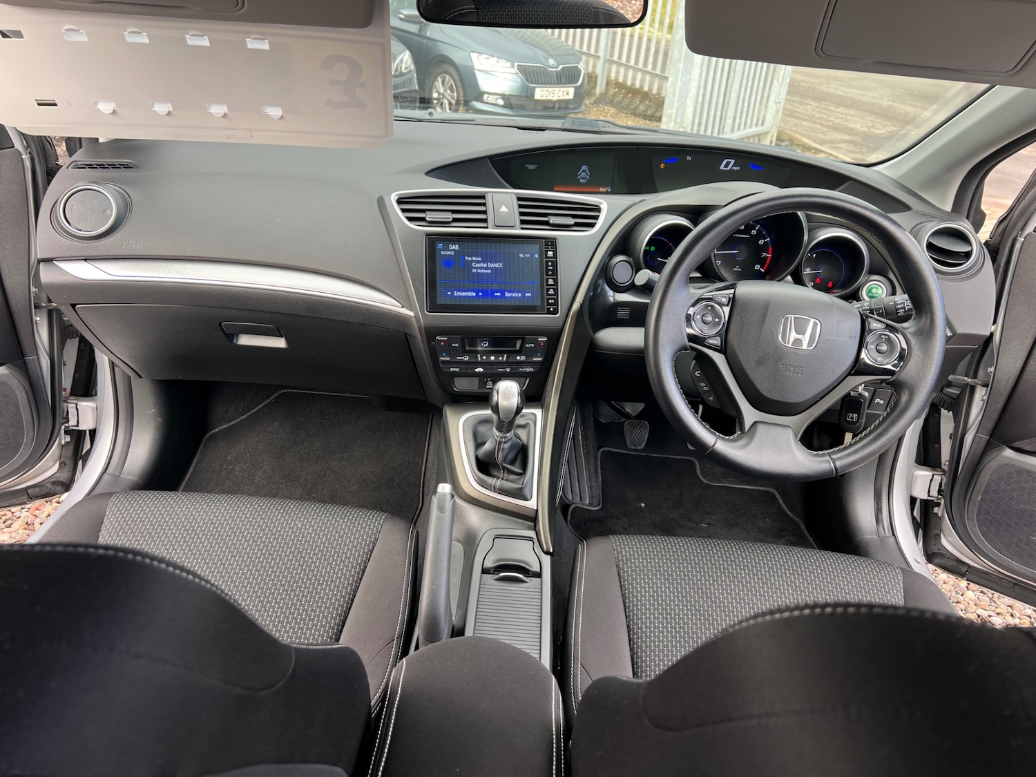 Used Honda Civic 2015 for sale - 77010190: Photo 19