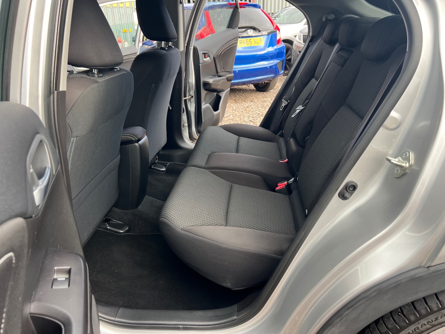 Used Honda Civic 2015 for sale - 77010190: Photo 21