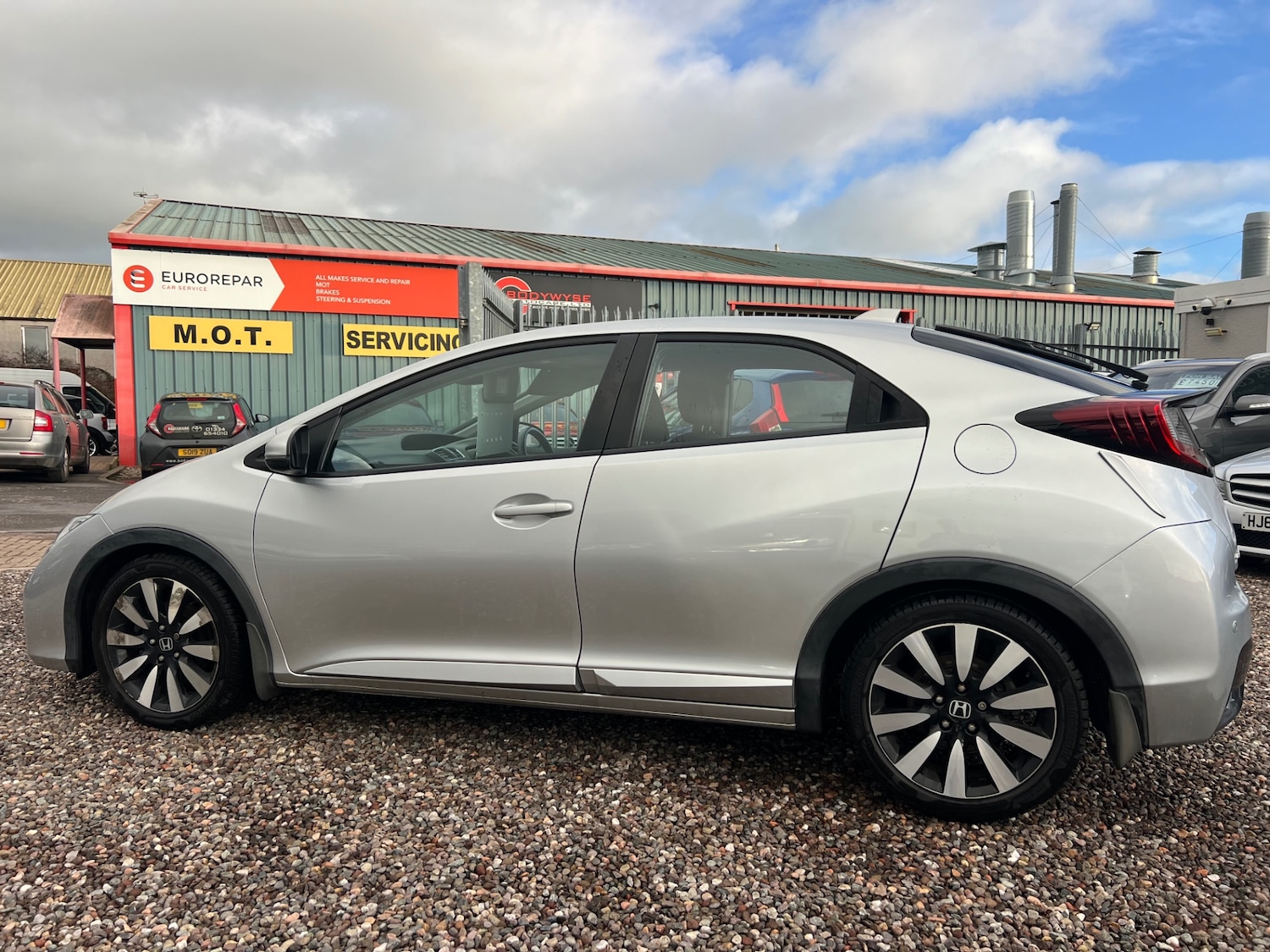 Used Honda Civic 2015 for sale - 77010190: Photo 6