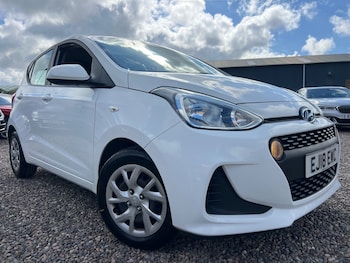 Used Hyundai i10 2018 for sale - 78332910: Photo