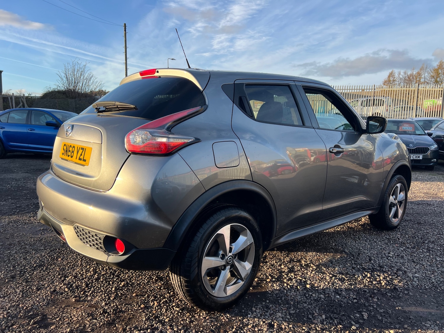 Used Nissan Juke 2018 for sale - 76609402: Photo 2