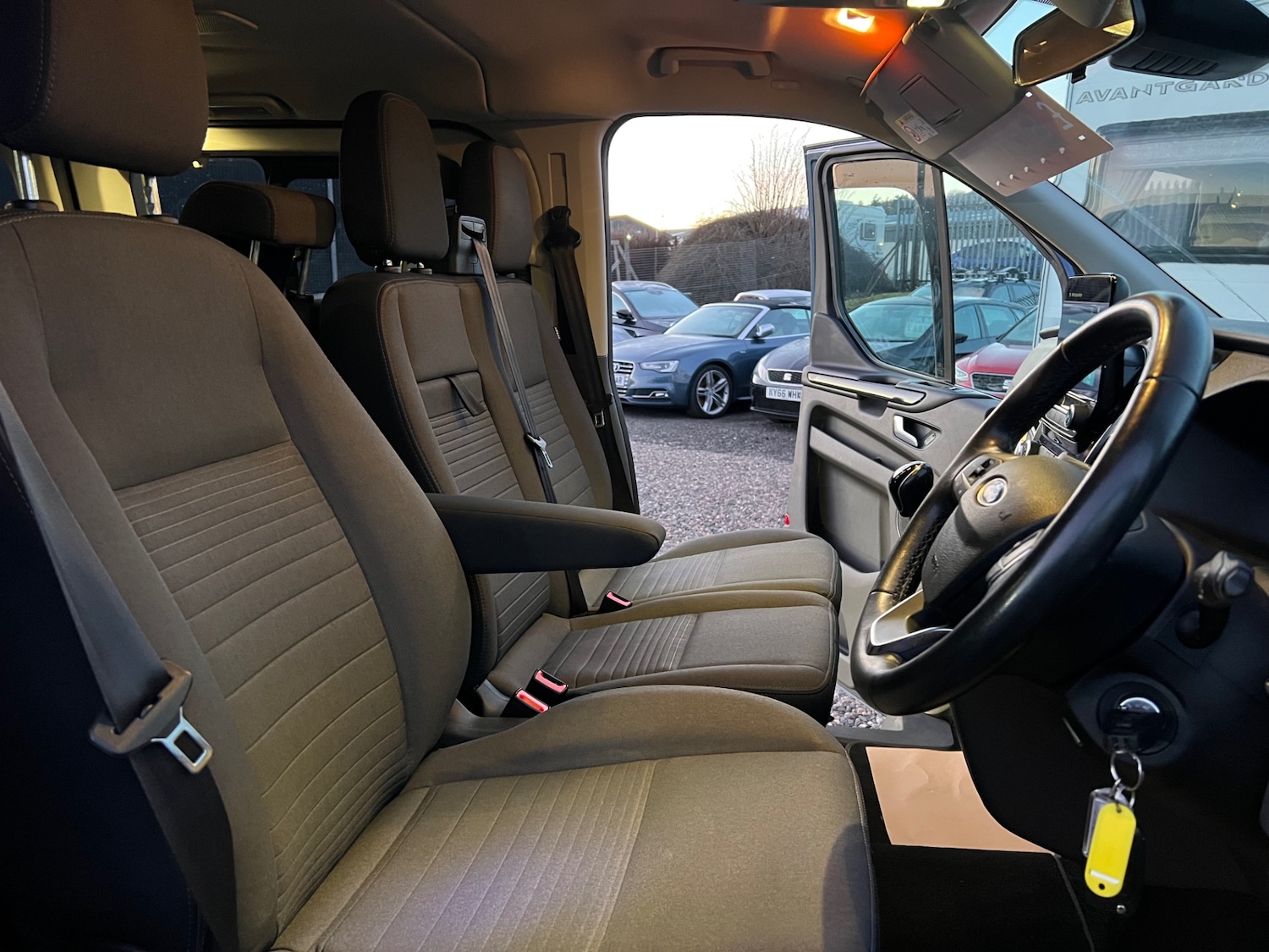 Used Ford Tourneo Custom 2018 for sale - 77107395: Photo 12