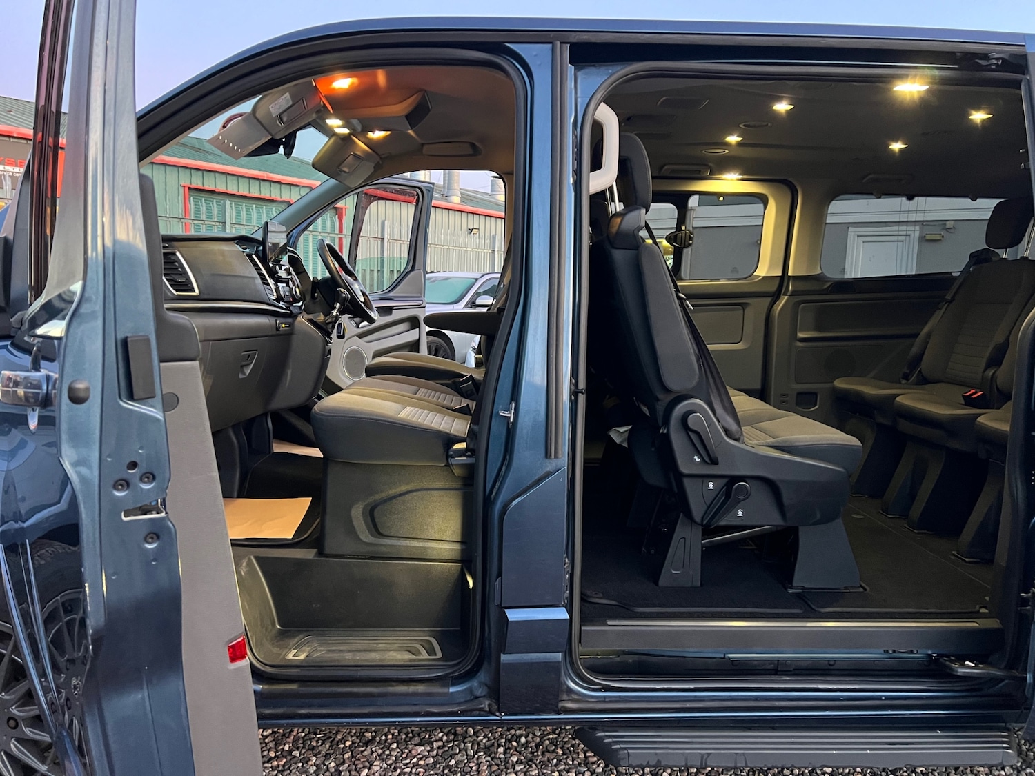 Used Ford Tourneo Custom 2018 for sale - 77107395: Photo 13